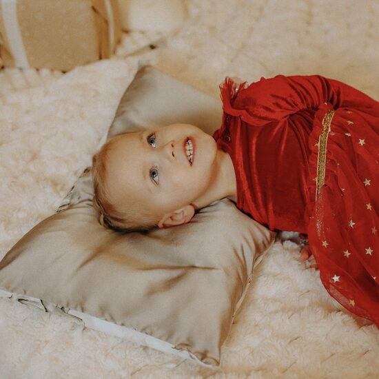 Zīda spilvendrānas bērniem 