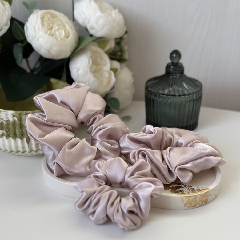 Zīda matu gumija g.vecrozā (Nr 36)