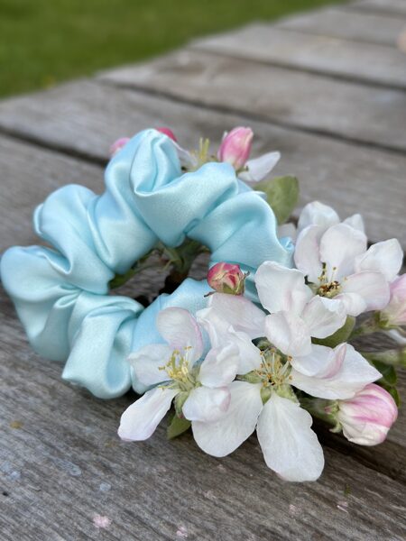 Zīda matu gumijas g.zila (Nr 06)